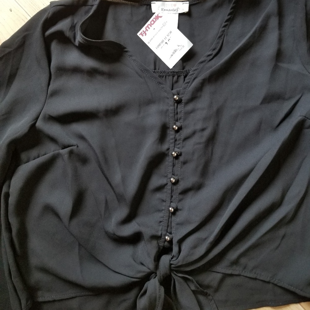 Forever 21 NWT black chiffon shirt size S
